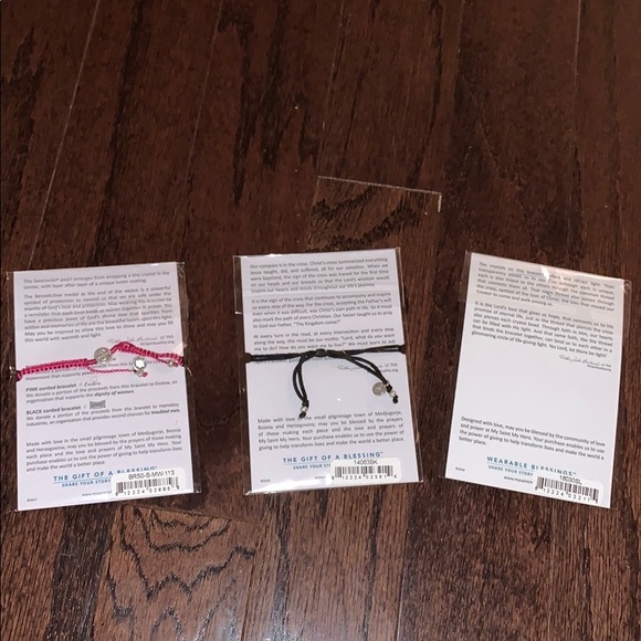 bracelets - Picture 5 of 5